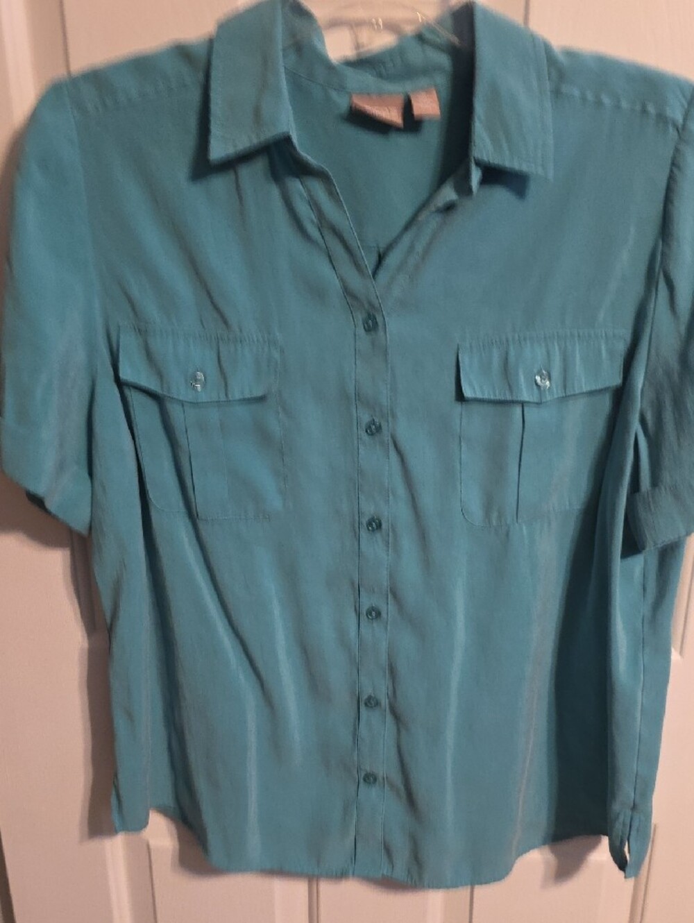 Chico's Teal Short-Sleeve Button-Down Shirt - Picture 4 of 7